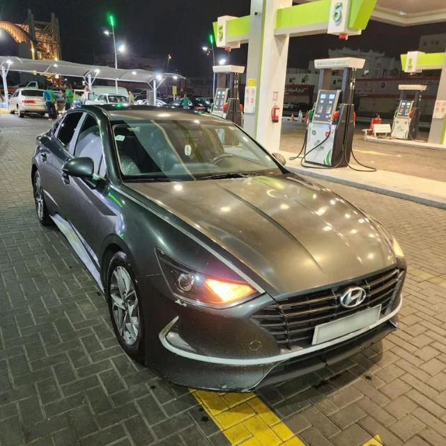 Sonata-car-Umrah-Taxi-Online-0
