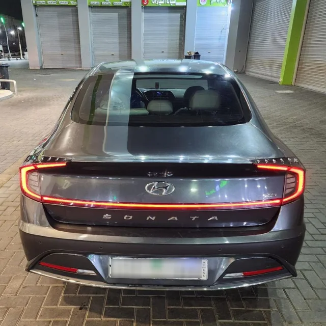 Sonata-car-Umrah-Taxi-Online-1